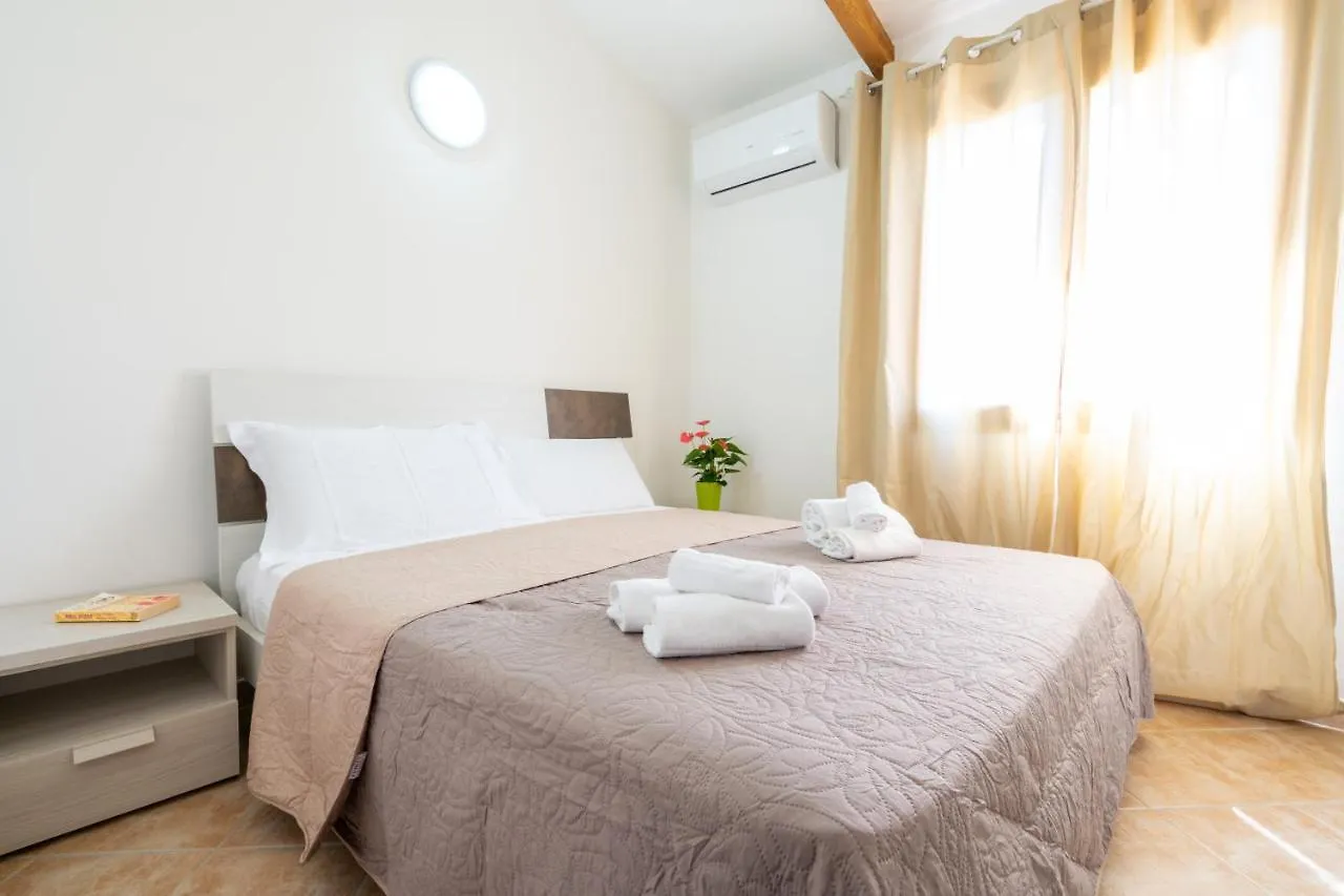 Residence La Falata Costa Paradiso 0*,  Italia